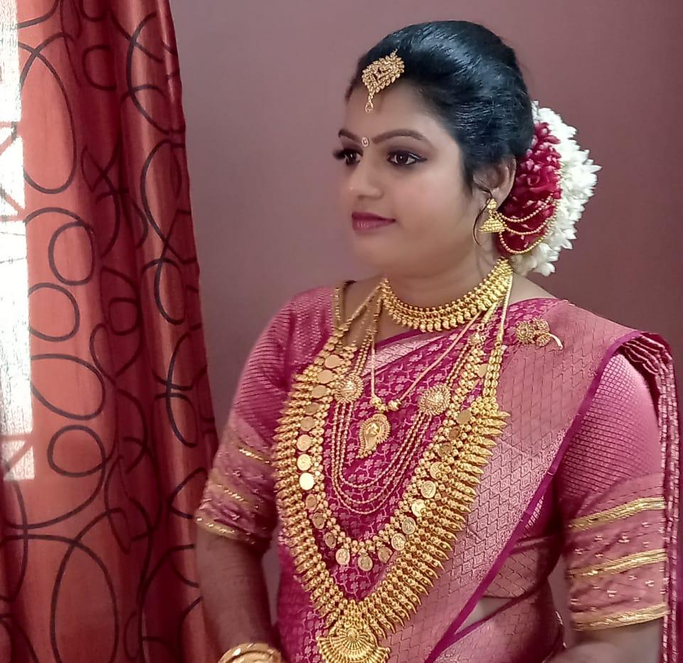 VENUS BEAUTY PARLOUR MODAKKALLUR